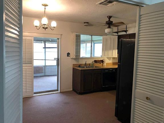 3rd image of 6218 S Bayou Knoll Dr
