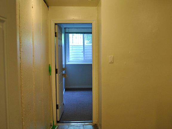 3rd image of 1727 W Berks St APT A