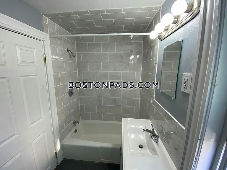 24 Farrington Ave #2 — Photo 5