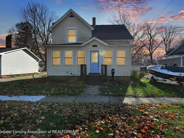 122 E Shaw St, Charlotte, MI 48813