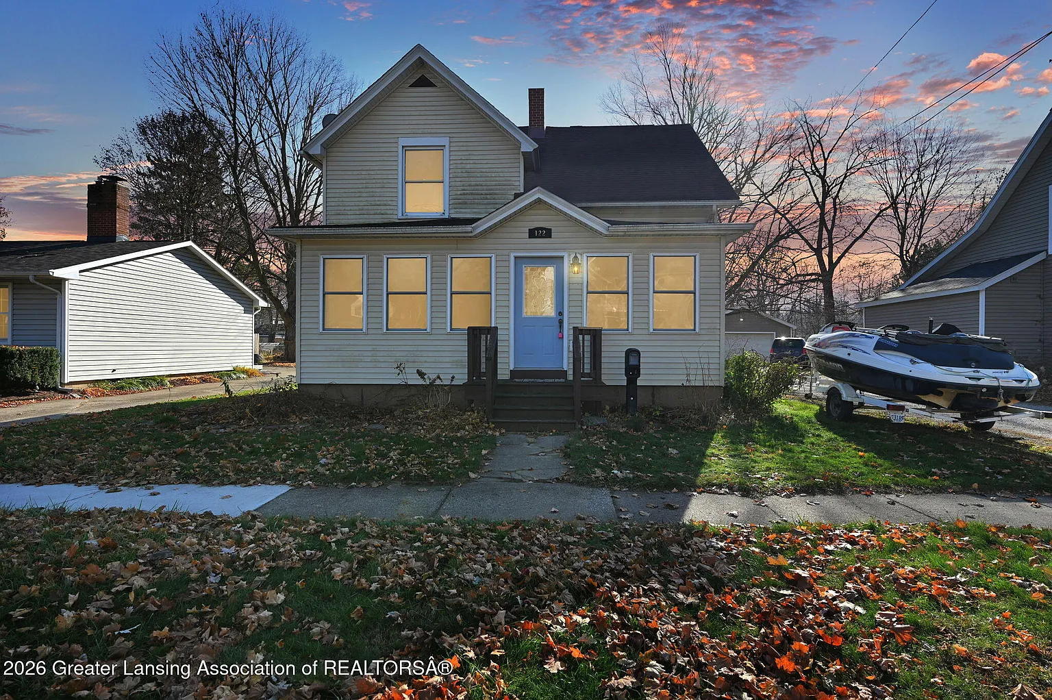 122 E Shaw St photo 1