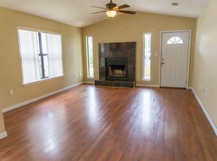 27 Kelly Way, Valparaiso, FL 32580