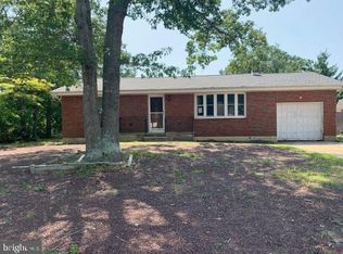 1537 Dee Rd, Forked River, NJ 08731