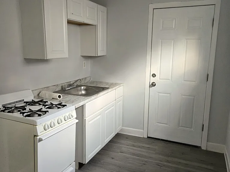 3893 W 23rd St #2 — Photo 3
