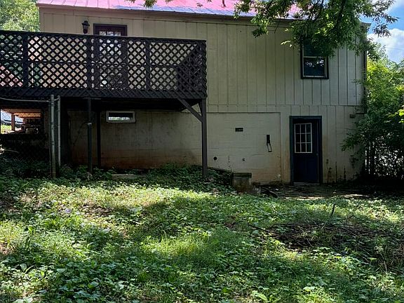 2nd image of 2533 Seaton Ave