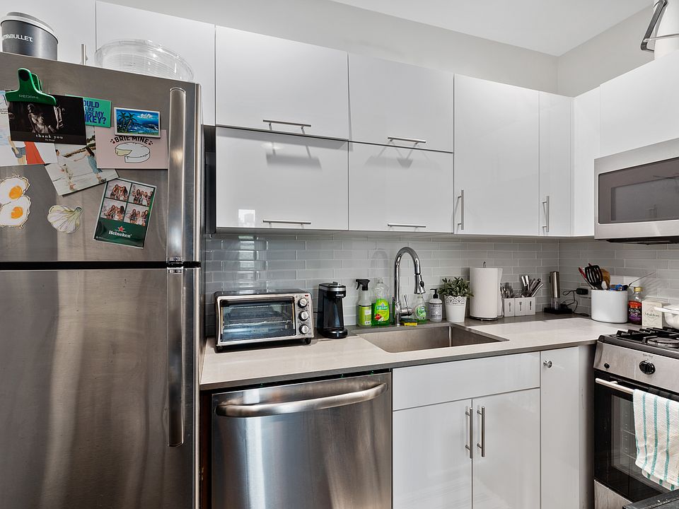 1st image of 88 Perry St APT 4F