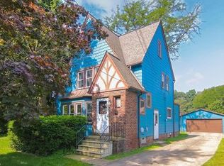 316 Bayview Rd, Bay Village, OH 44140