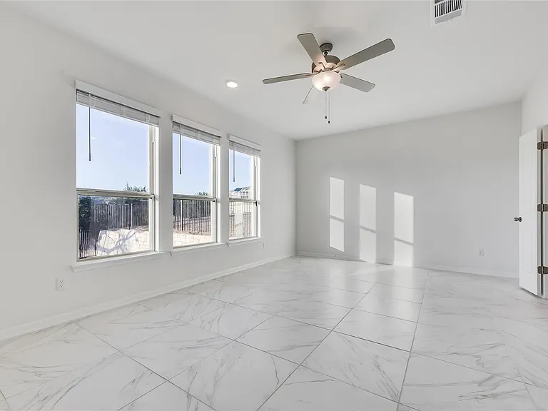 4621 Modena Bay Bnd — Photo 25