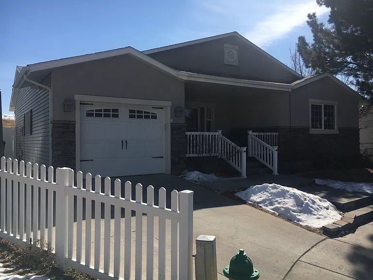 Park Ln — Photo 2
