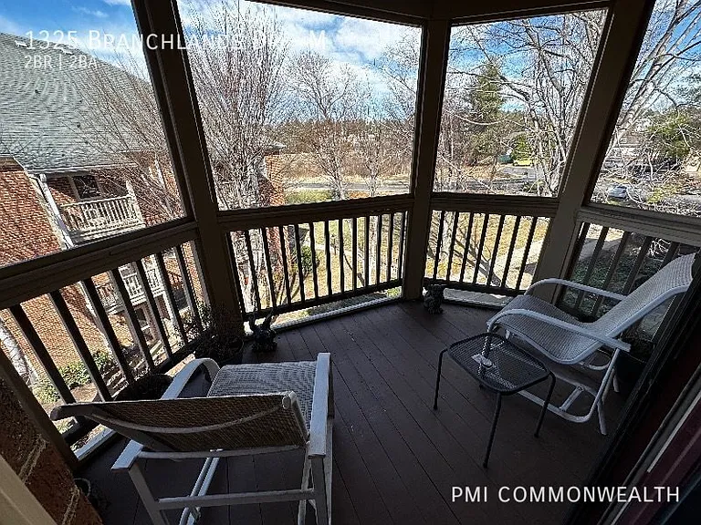 1325 Branchlands Dr #M — Photo 5