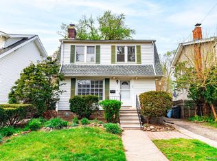 255 E Maplehurst St, Ferndale, MI 48220