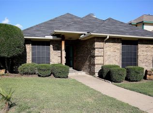 3317 Sara Dr, Rowlett, TX 75088