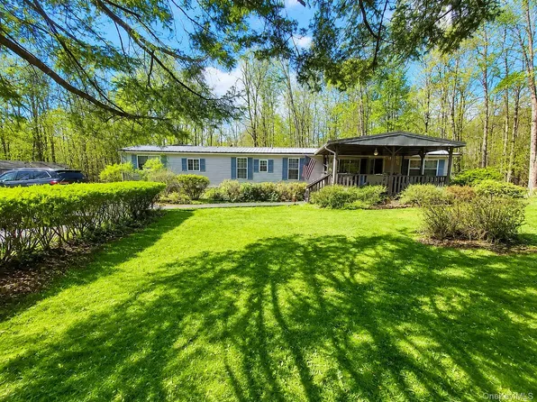 702 Budd Road, Woodbourne, NY 12788