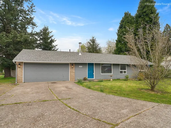 21480 S Clear View Ct, Oregon City, OR 97045