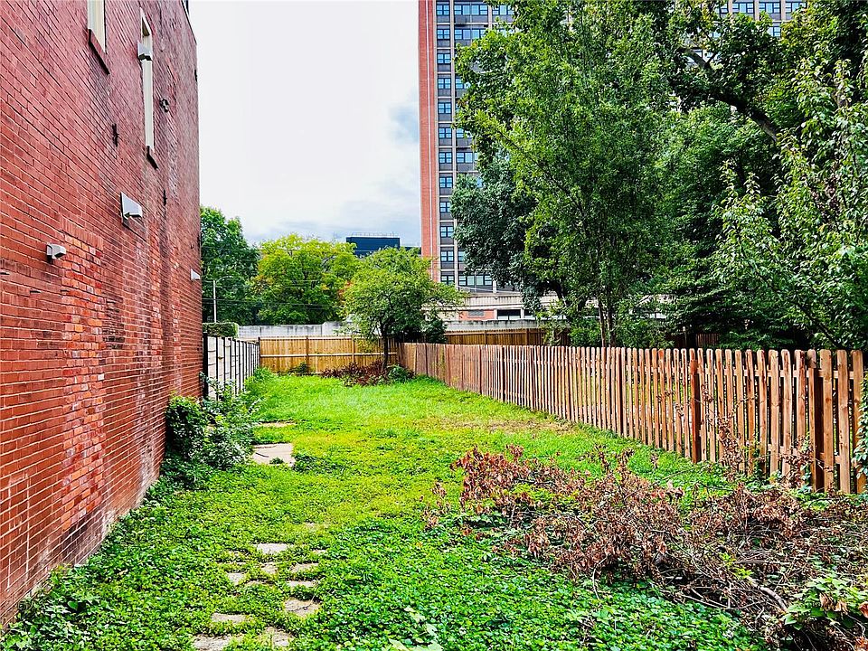 2nd image of 4430 Laclede Ave