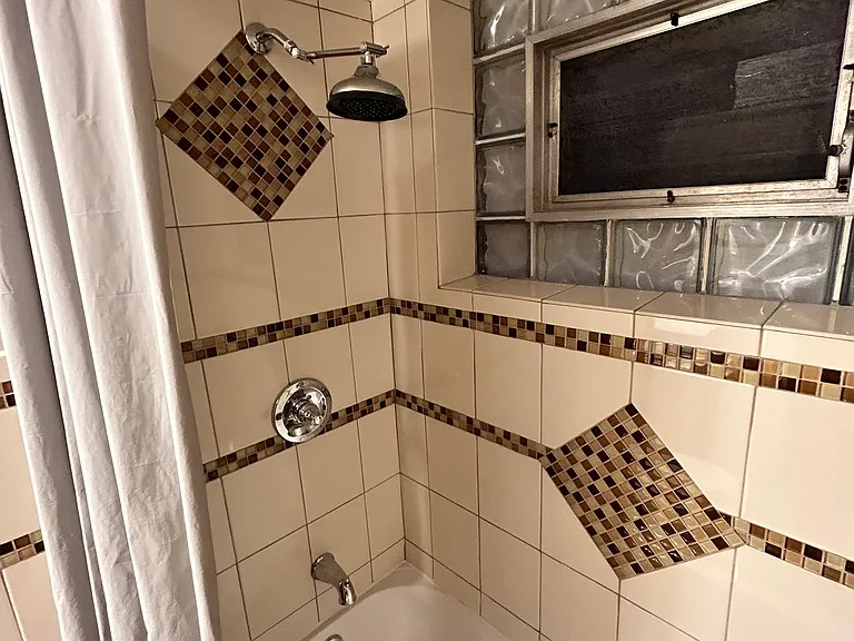 3938 N Keeler Ave #3E — Photo 6