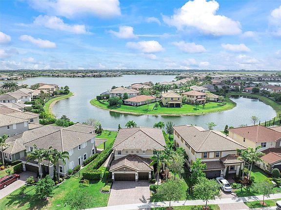 2nd image of 10021 S Miralago Way