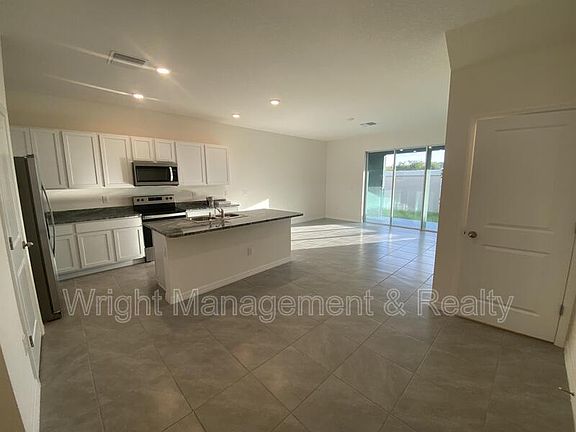 2nd image of 2906 Suncoast Plains Dr