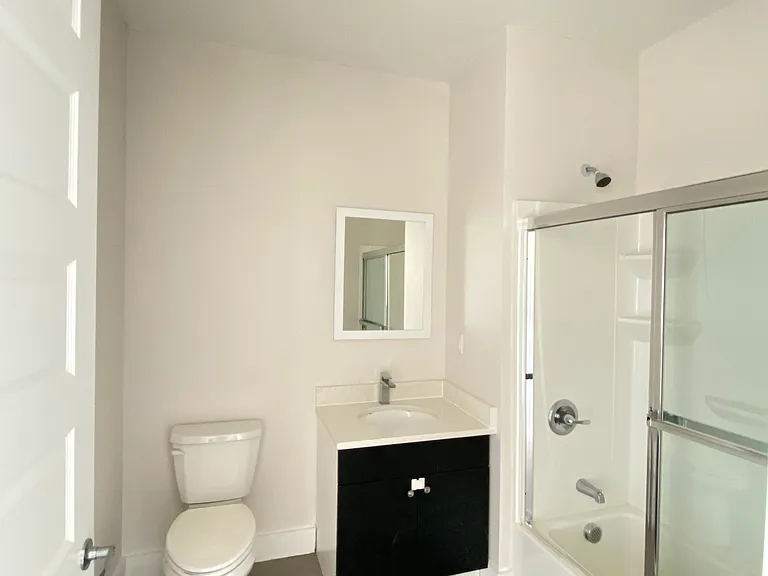 230 Harrison St #403 — Photo 7