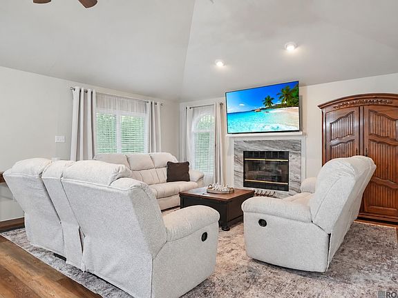 2nd image of 31535 River Pines Dr