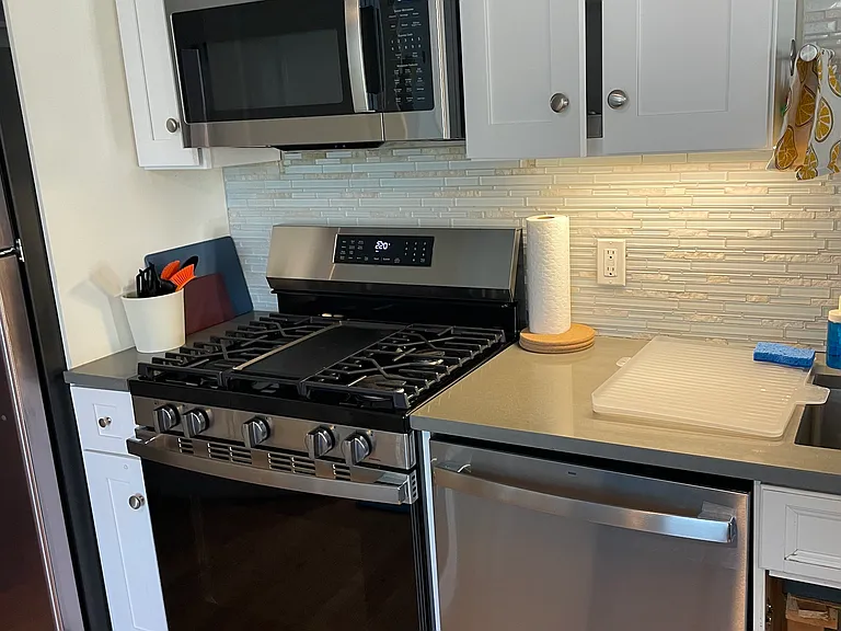 222 W Lancaster Ave #2R — Photo 3
