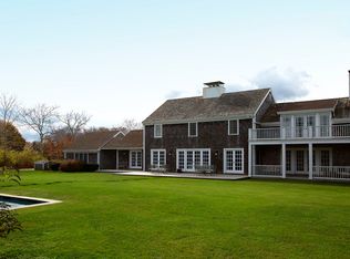 15 Wainscott Hollow Rd, Wainscott, NY 11975