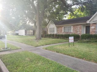 12315 Dorrance Ln, Meadows Place, TX 77477