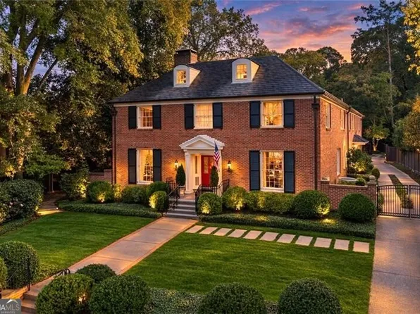 288 Peachtree Battle Ave NW, Atlanta, GA 30305