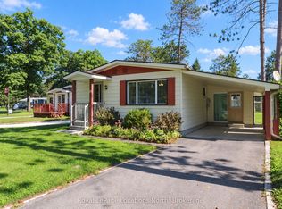 16 Sinclair Ave S, Wasaga Beach, ON L9Z1K3