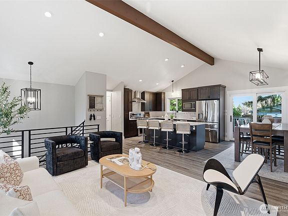 4th image of 13011 Seattle Hill Road