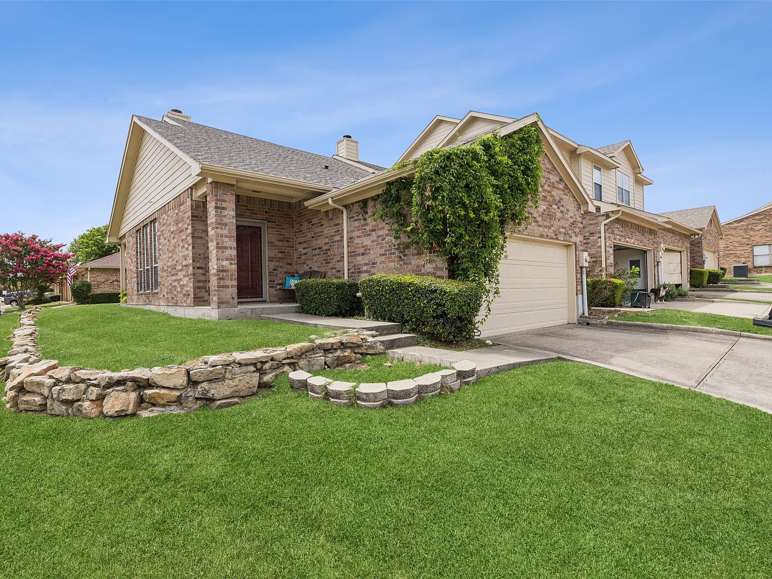 6119 Cypress Point Dr