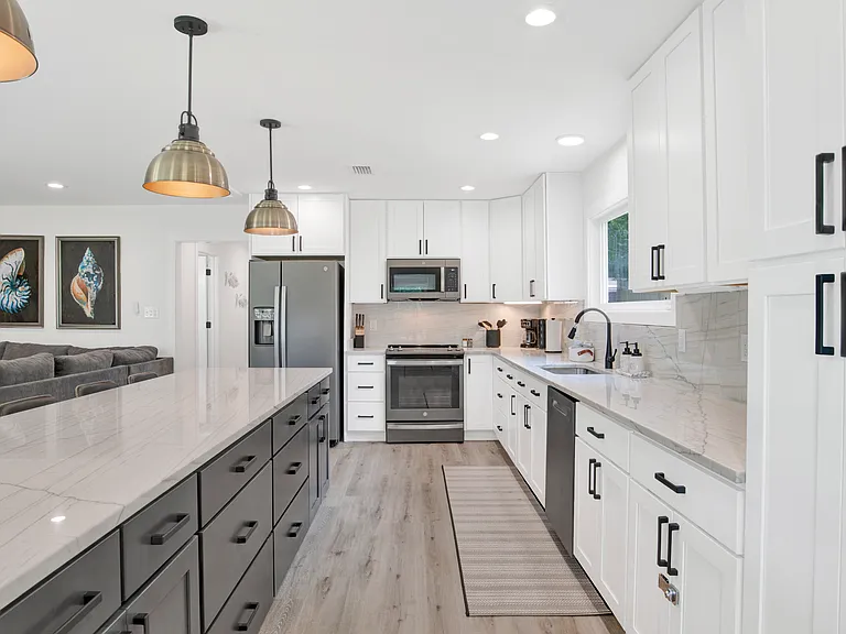 10134 Longview Dr — Photo 19