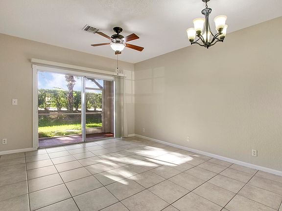 4th image of 5255 Palm Brooke Cir