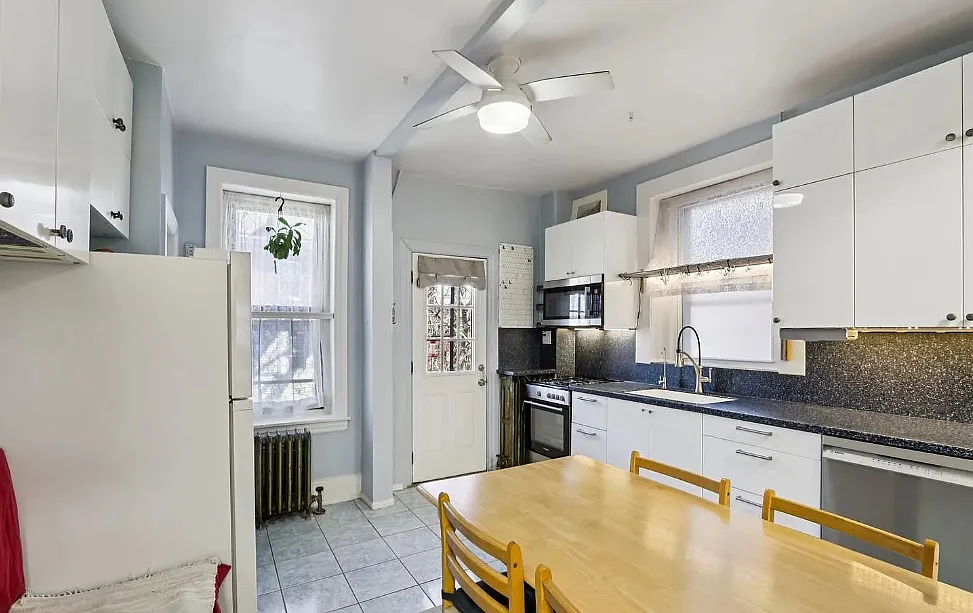 2 bed, 1250 sqft, $1,290 — Photo 3