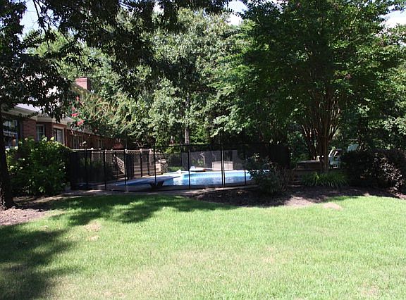 3rd image of 130 Cedar Hill Dr