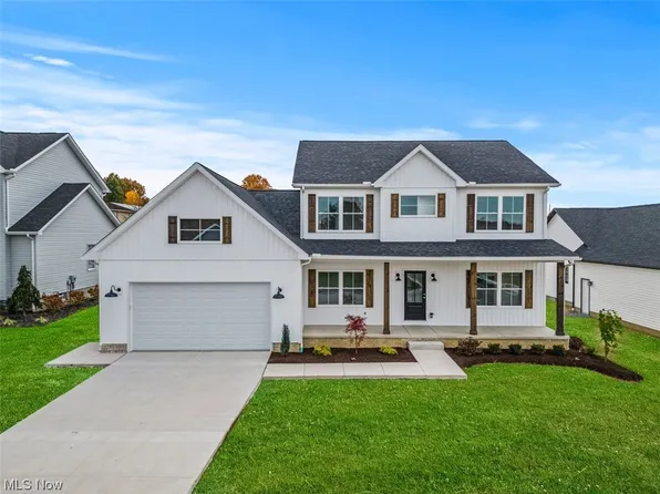 596 Berklee Dr, Youngstown, OH 44512