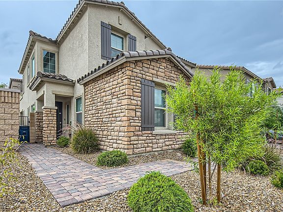 2nd image of 8125 Skye Vineyard Dr