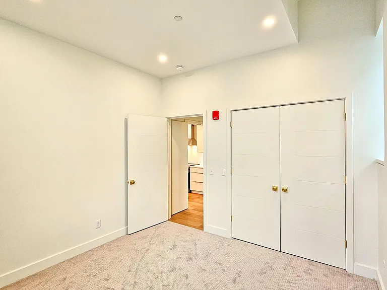 131 Main St #2A-2 — Photo 8