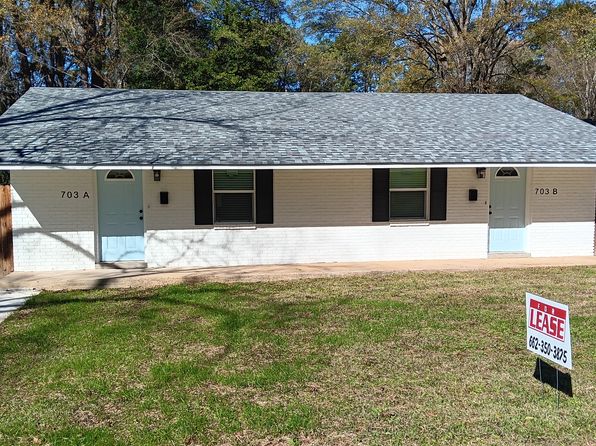 703 Oak Ridge Dr #703A-703B