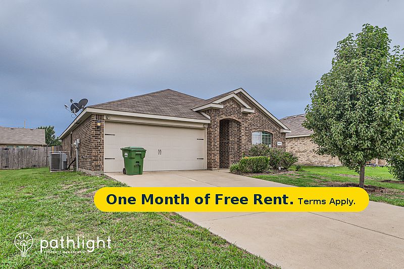 1st image of 3015 Glenrose Dr