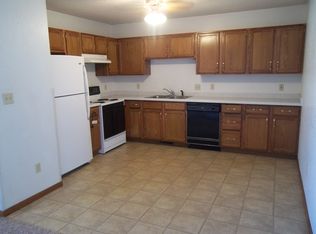 942 Larson Dr #942, Zumbrota, MN 55992