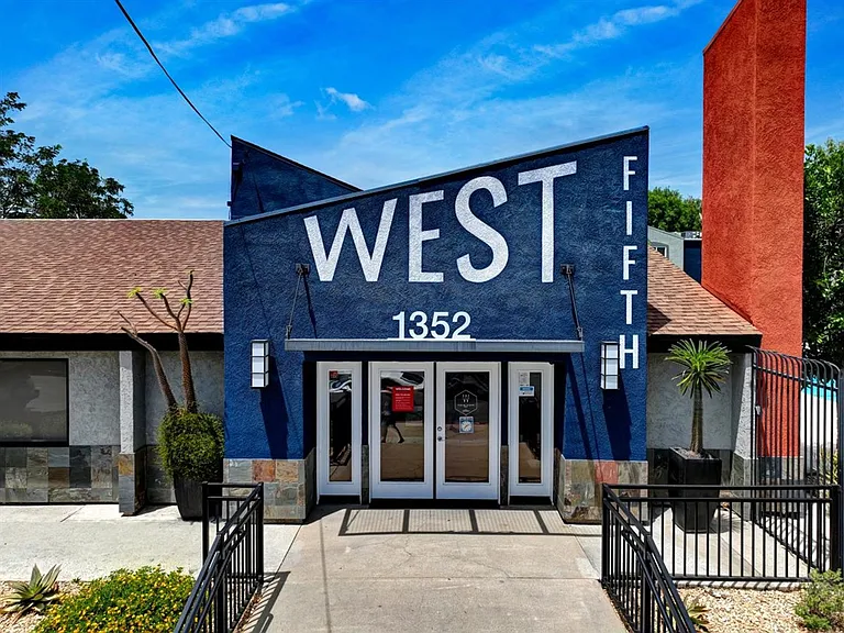 West Fifth Apartments — Photo 125