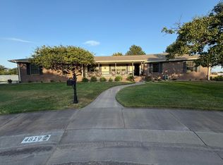 4819 Camelot Dr W, Great Bend, KS 67530
