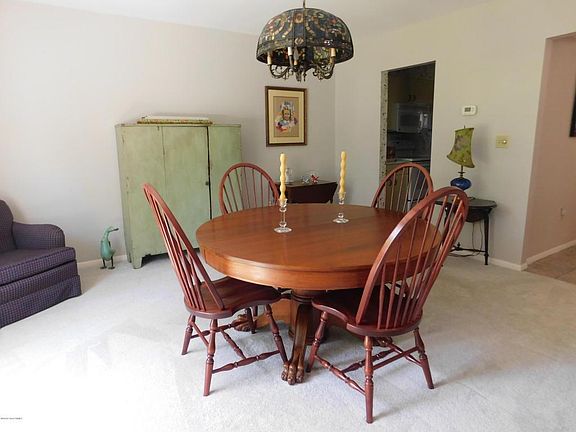 5th image of 27 Marcy Ln