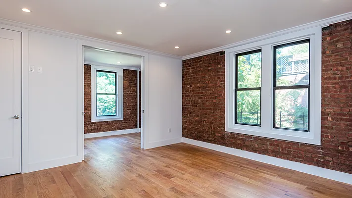 Rented by Nooklyn NYC LLC | media 36