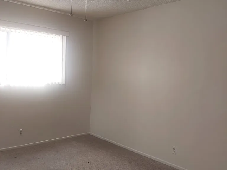 1016 N Orange Grove Ave #3 — Photo 15