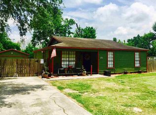 995 Chamberlin Dr, Beaumont, TX 77707