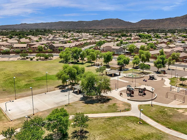 3422 W Leodra Ln — Photo 34