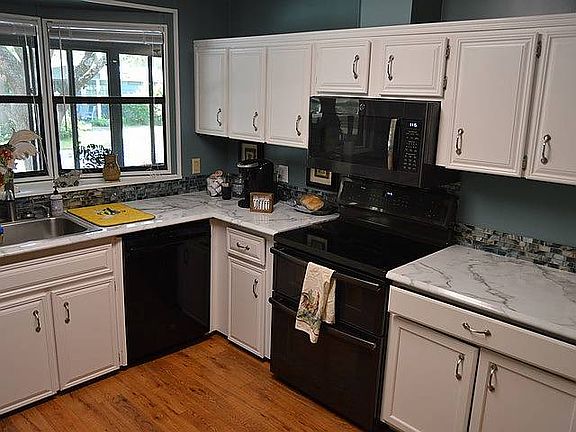 3rd image of 463 Bark Cir #14