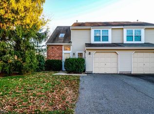 124 Harrow Dr, Somerset, NJ